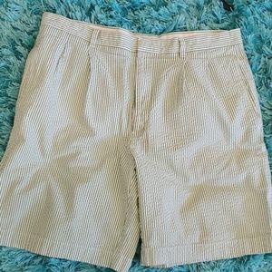 men's 36 cutter & buck seersucker shorts 9 inseam